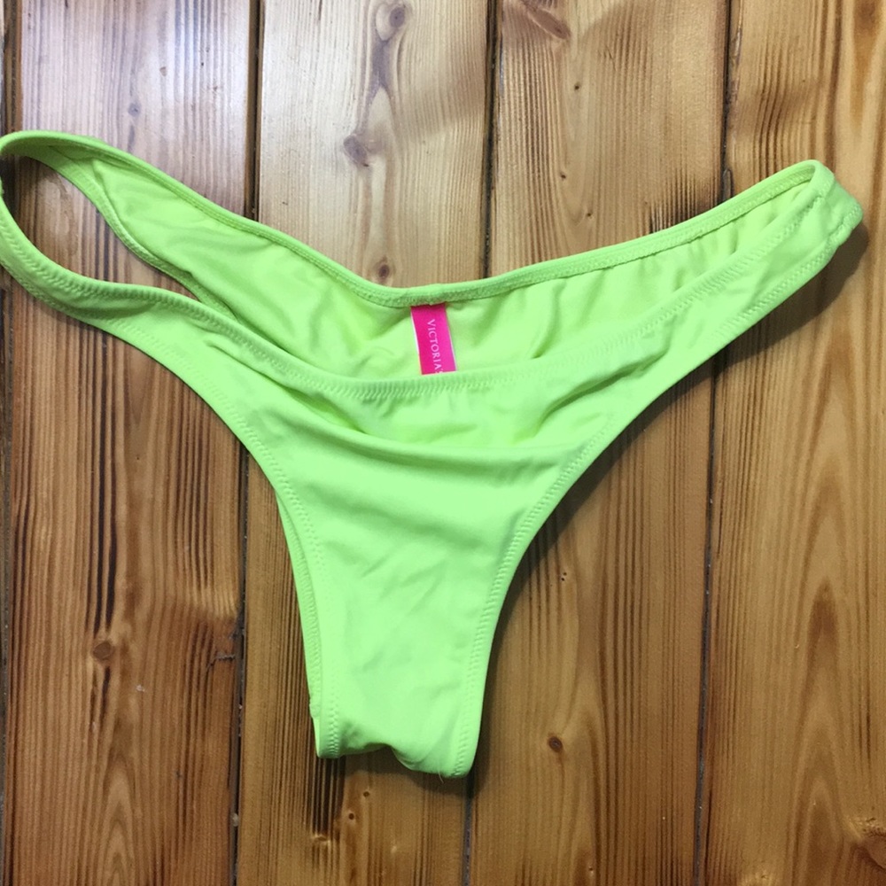 Very cheeky VS PINK swim bottom